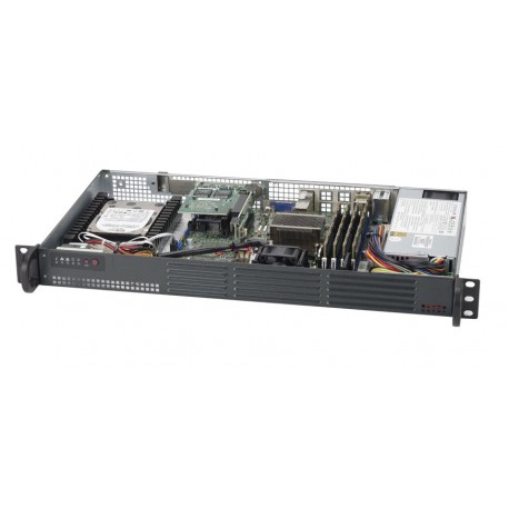 Supermicro SuperServer SYS-5018D-LN4T pod kątem